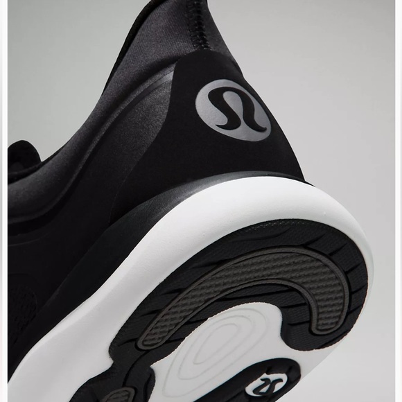 💎NWT LULULEMON Chargefeel Low Women's Workout Shoes - Picture 4 of 13